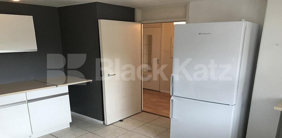			LET, 1 Bedroom, 1 bath, 1 reception Apartment			 Vestry Road, Peckham